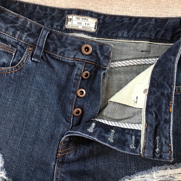 NWOT Free People Denim Cutoff Distressed Shorts - Picture 3 of 5